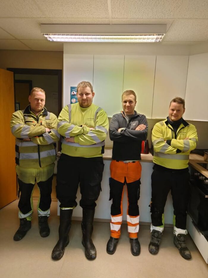4 blide arbeidskarer har fullført fagbrev. Gratulerer 💪🏼